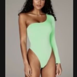 NWT Jluxbasix mint marvel one shoulder bodysuit